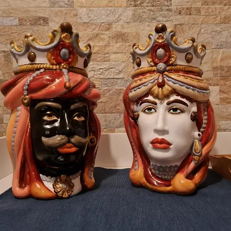 بيت للعطل Dammusi Di Silvana أفولا